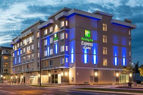 Holiday inn express colwood  Phone : 1-250-385-7829